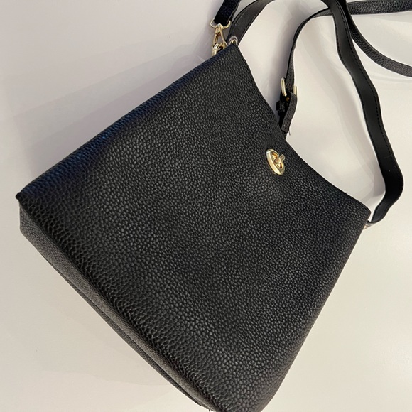 Black Fashion Vegan Leather Bucket Bag with Handle and Shoulder Strap 9”x9”x5” - Picture 1 of 11